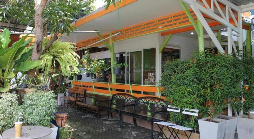 Thanyachatra Boutique. Phetchaburi Exterior photo