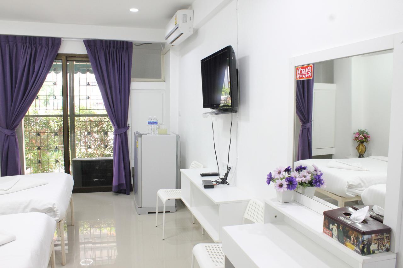 Thanyachatra Boutique. Phetchaburi Exterior photo