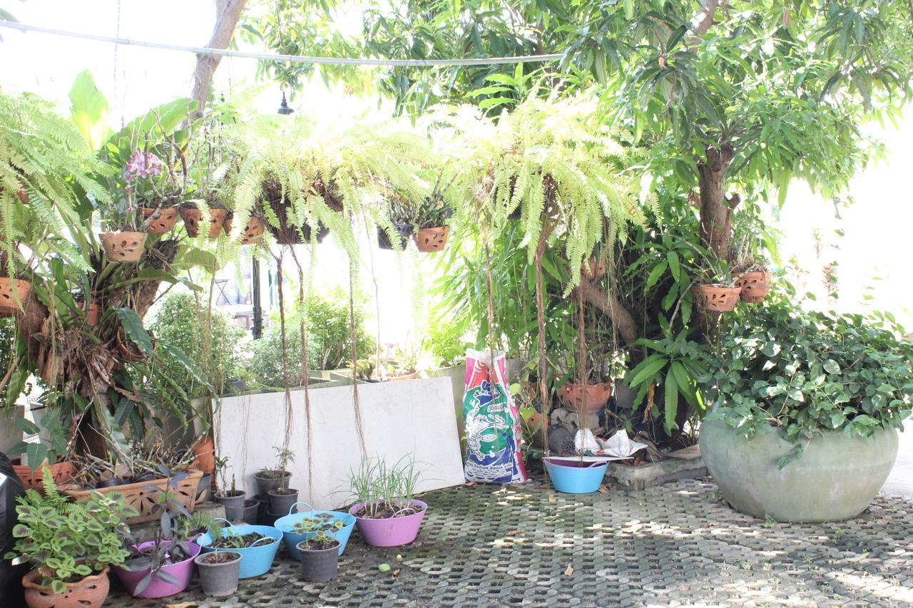 Thanyachatra Boutique. Phetchaburi Exterior photo